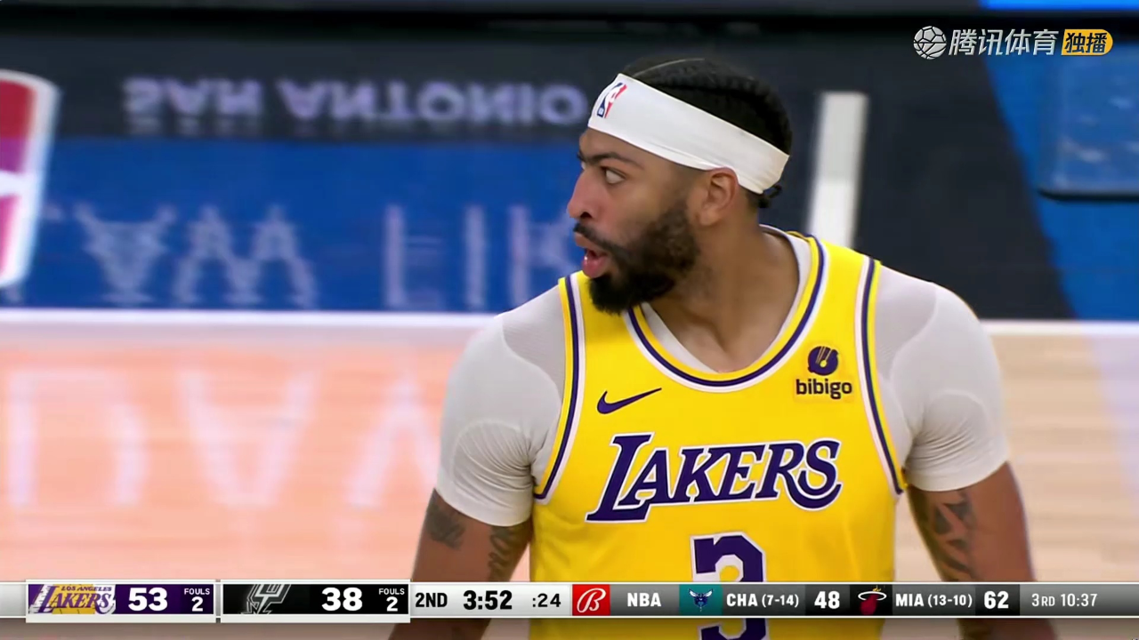 刷新纪录引发热议!,浓眉哥在皇家马德里比赛中最后时刻胜出再创辉煌时刻(马刺4比1吊打热火)