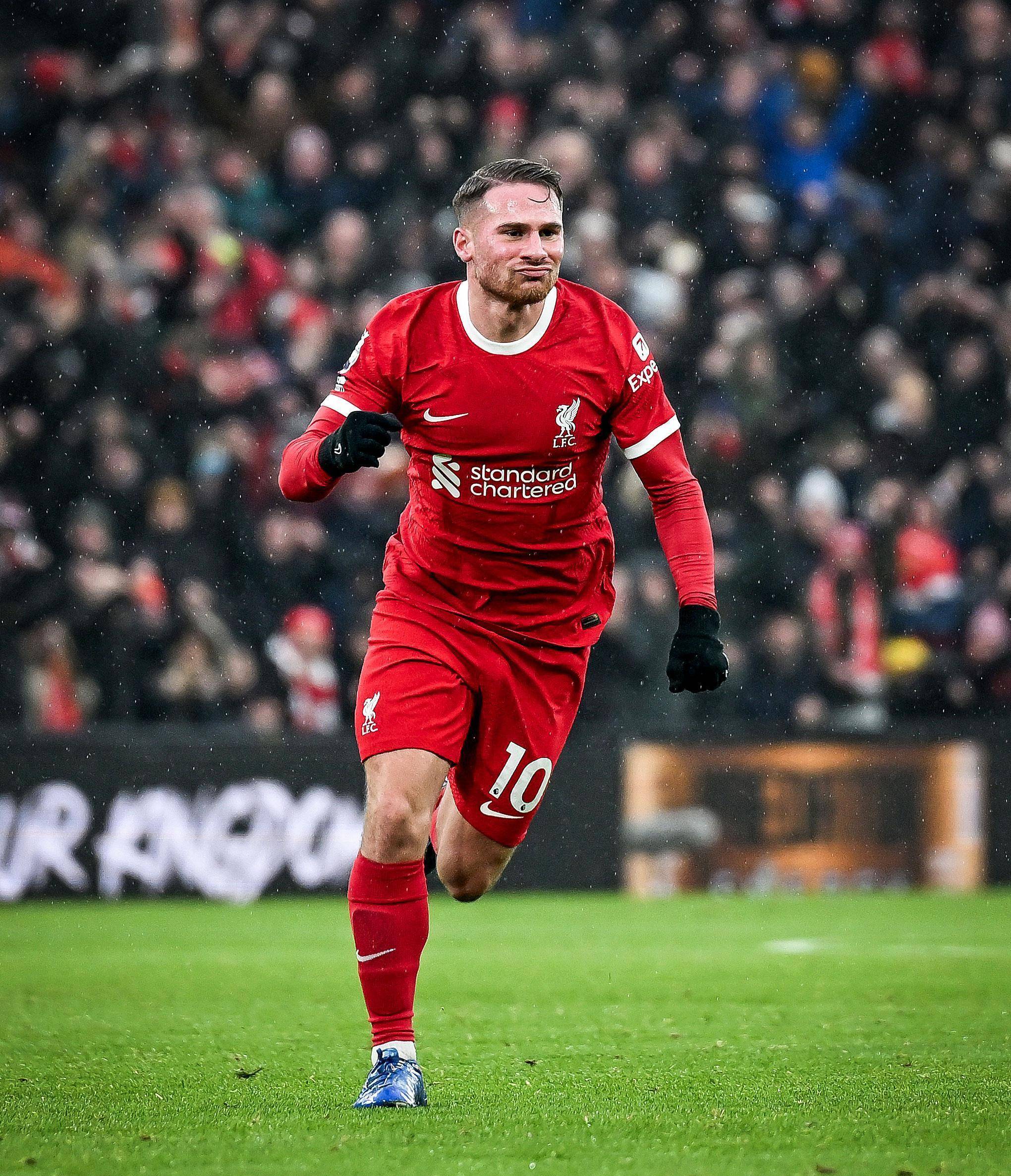 关于字母哥在利物浦比赛中逆转,精彩发挥引发热议!的信息 关于字母哥在利物浦比赛中逆转,精彩发挥引发热议!的信息